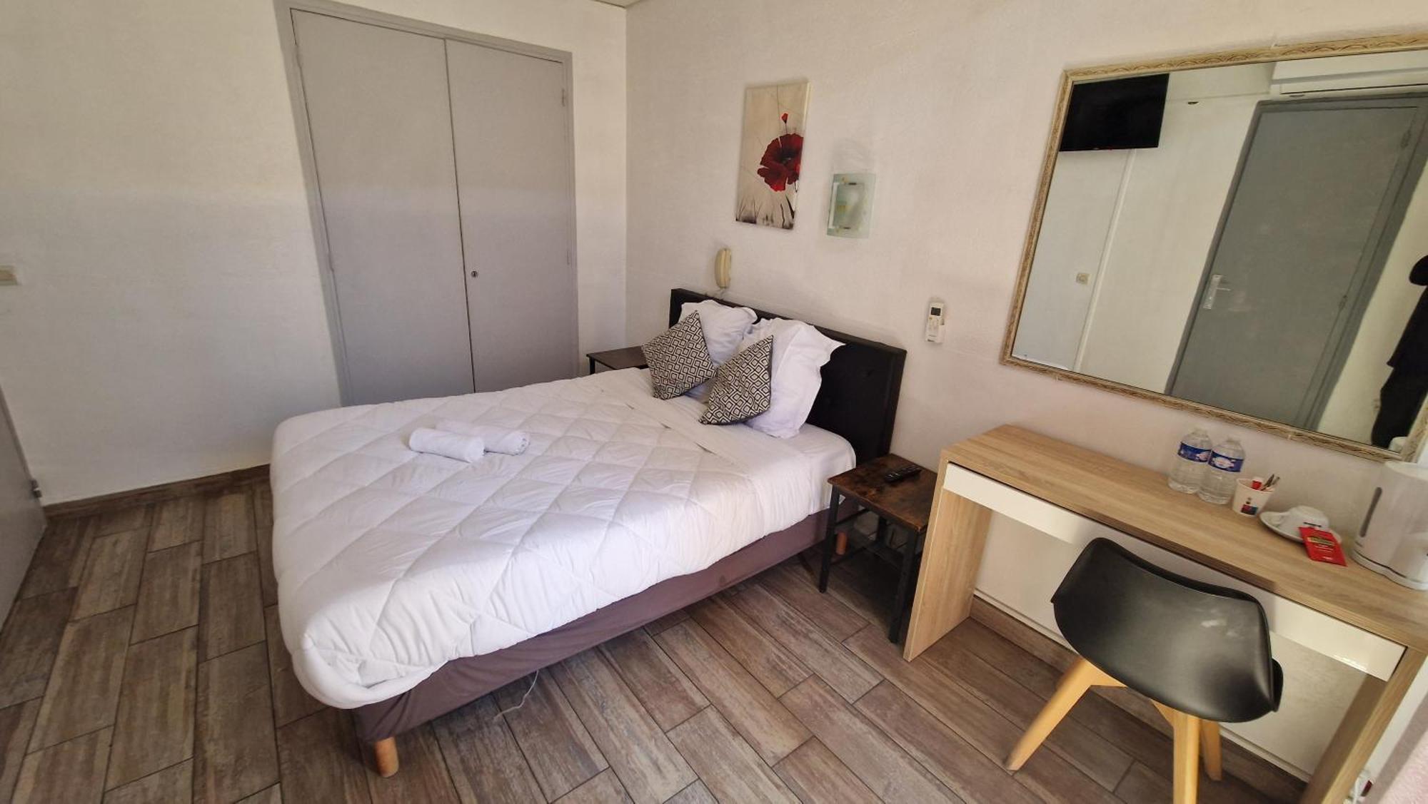 Hotel Du Nord Канны Экстерьер фото